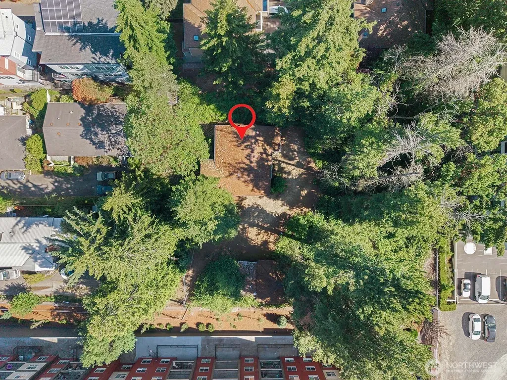 17552 12th Avenue NE Shoreline WA 98155