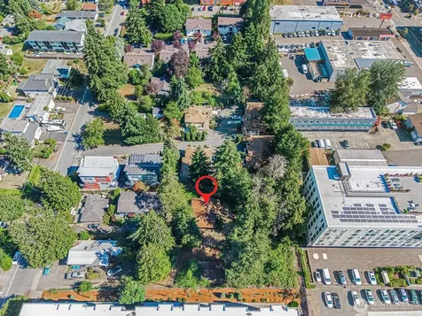 17552 12th Avenue NE Shoreline WA 98155