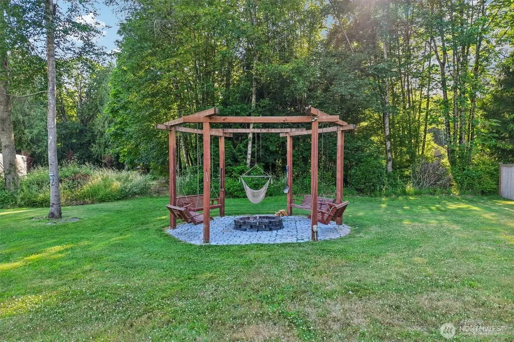 7927 122nd Street NE Marysville WA 98271