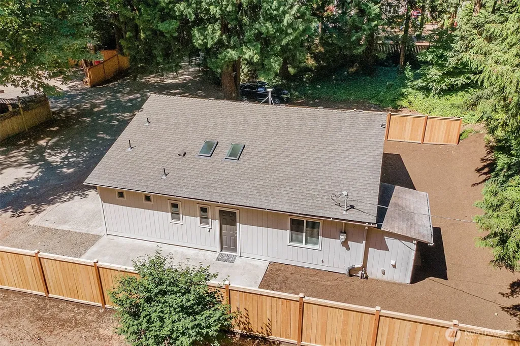 5830 115th Place NE Kirkland WA 98033