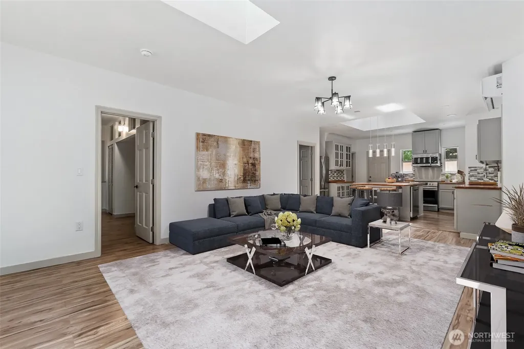 5830 115th Place NE Kirkland WA 98033