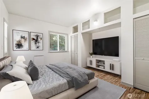 5830 115th Place NE Kirkland WA 98033