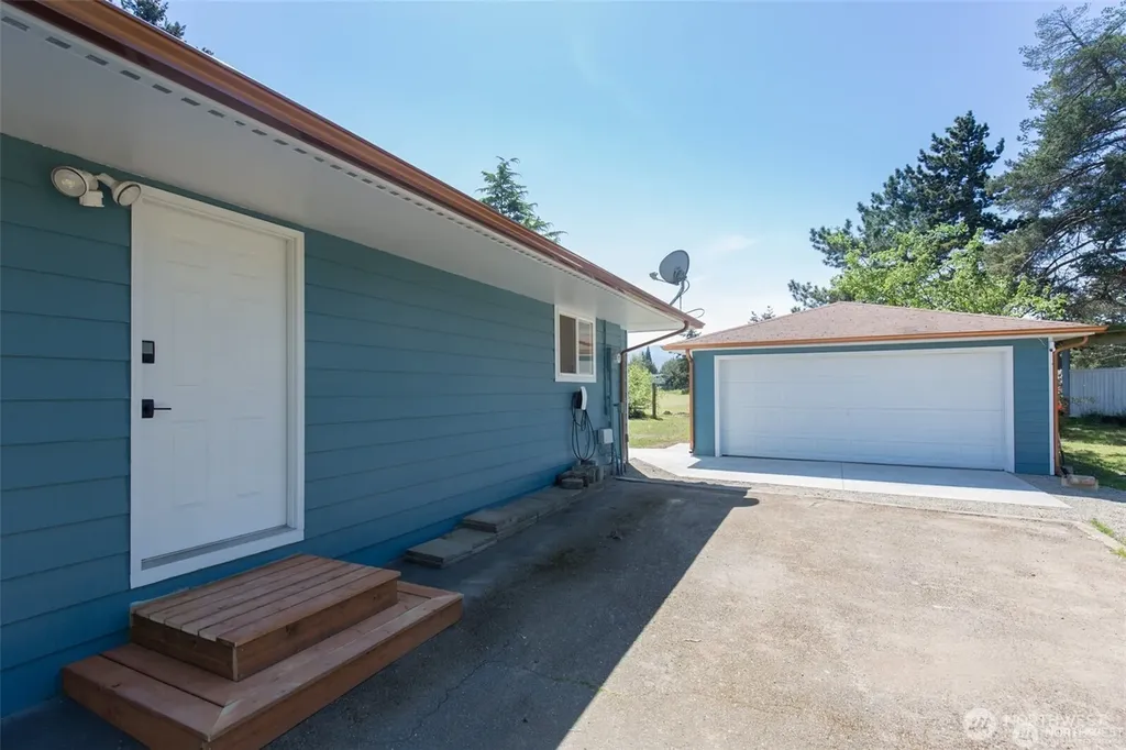 11 Stone Road Sequim WA 98382