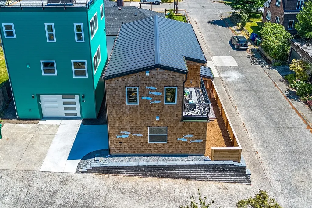 330 NE Elk Place Seattle WA 98115