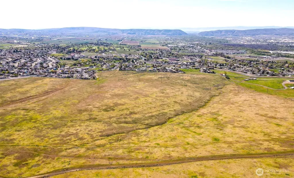 351 Kristi Lane Yakima WA 98901