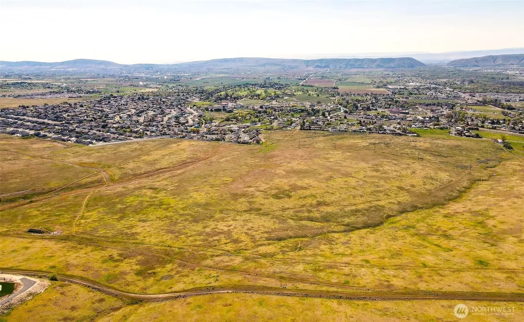 351 Kristi Lane Yakima WA 98901