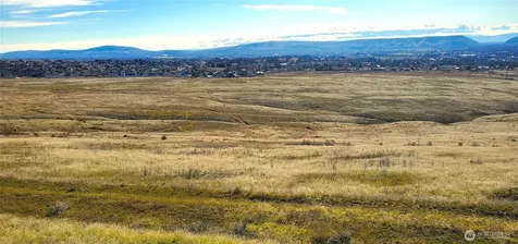 351 Kristi Lane Yakima WA 98901