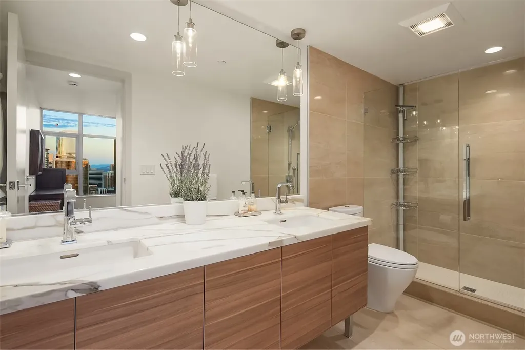 588 Bell Street Seattle WA 98121