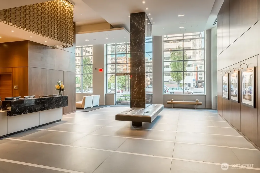 588 Bell Street Seattle WA 98121