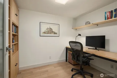 588 Bell Street Seattle WA 98121
