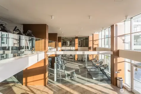 588 Bell Street Seattle WA 98121
