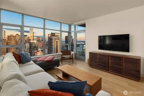 588 Bell Street Seattle WA 98121