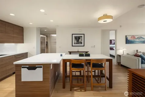 588 Bell Street Seattle WA 98121