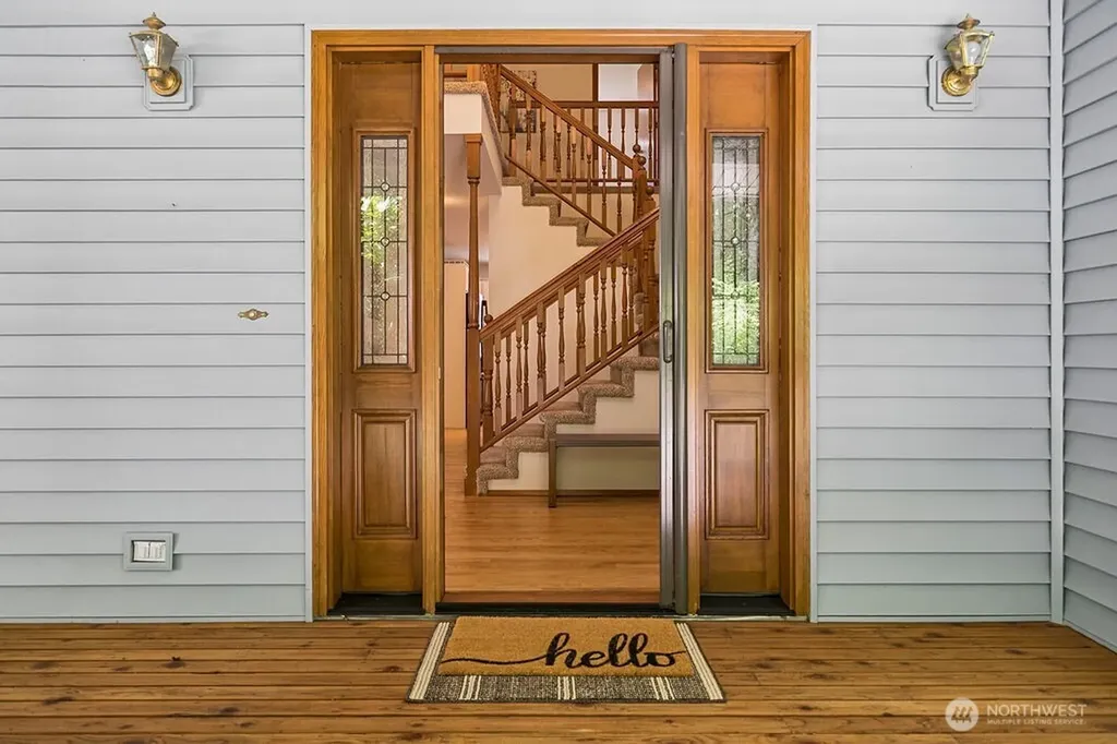 195 NE Lazy Fox Lane Poulsbo WA 98370