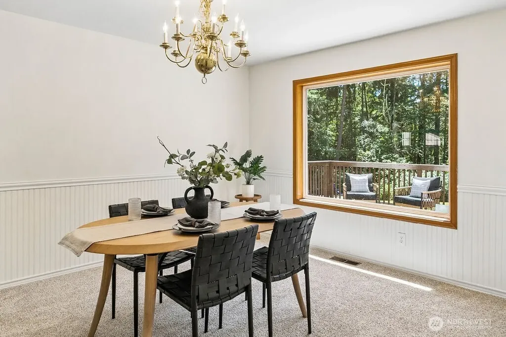 195 NE Lazy Fox Lane Poulsbo WA 98370