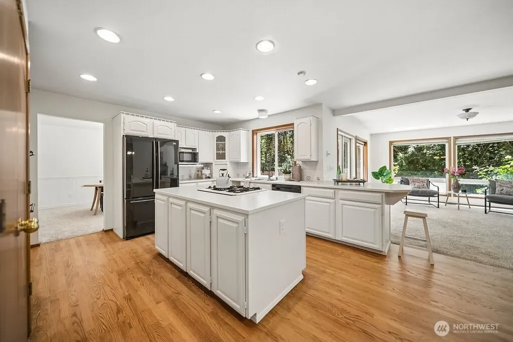 195 NE Lazy Fox Lane Poulsbo WA 98370