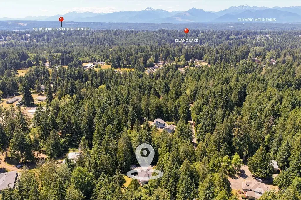 195 NE Lazy Fox Lane Poulsbo WA 98370
