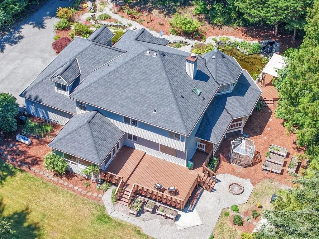 195 NE Lazy Fox Lane Poulsbo WA 98370