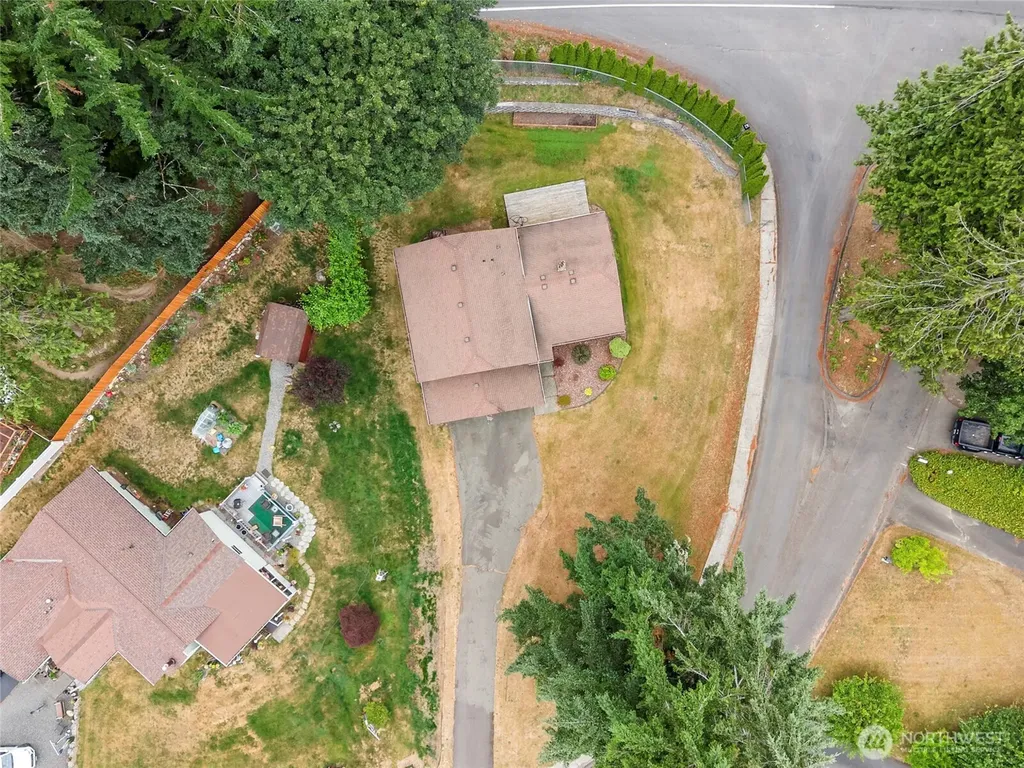 3995 Fischer Park Avenue NE Bremerton WA 98310