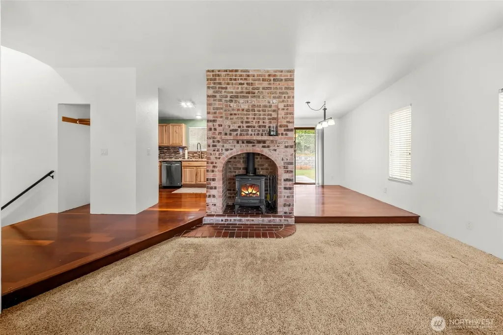 3995 Fischer Park Avenue NE Bremerton WA 98310