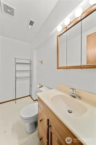 3995 Fischer Park Avenue NE Bremerton WA 98310