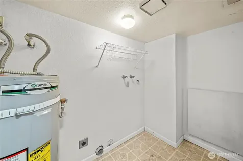 3995 Fischer Park Avenue NE Bremerton WA 98310