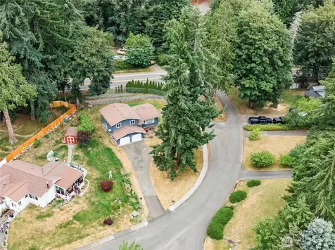 3995 Fischer Park Avenue NE Bremerton WA 98310