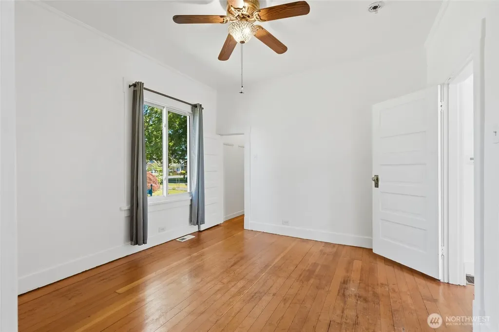 2312 Baker Avenue Everett WA 98201