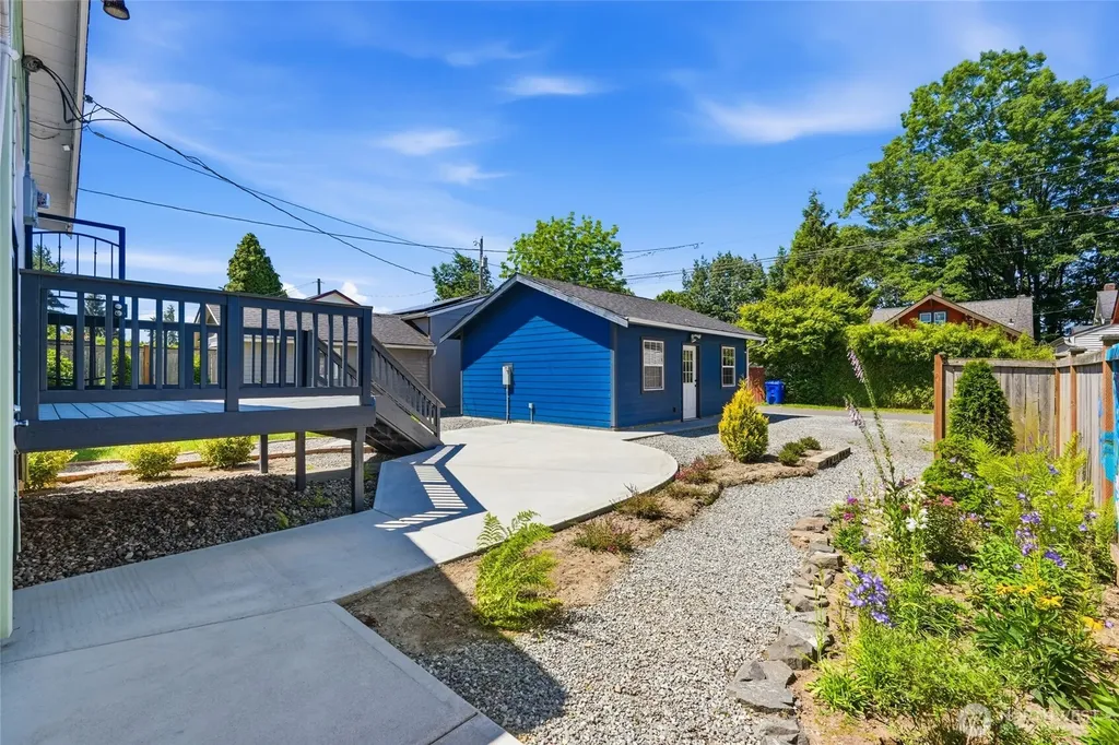 2312 Baker Avenue Everett WA 98201