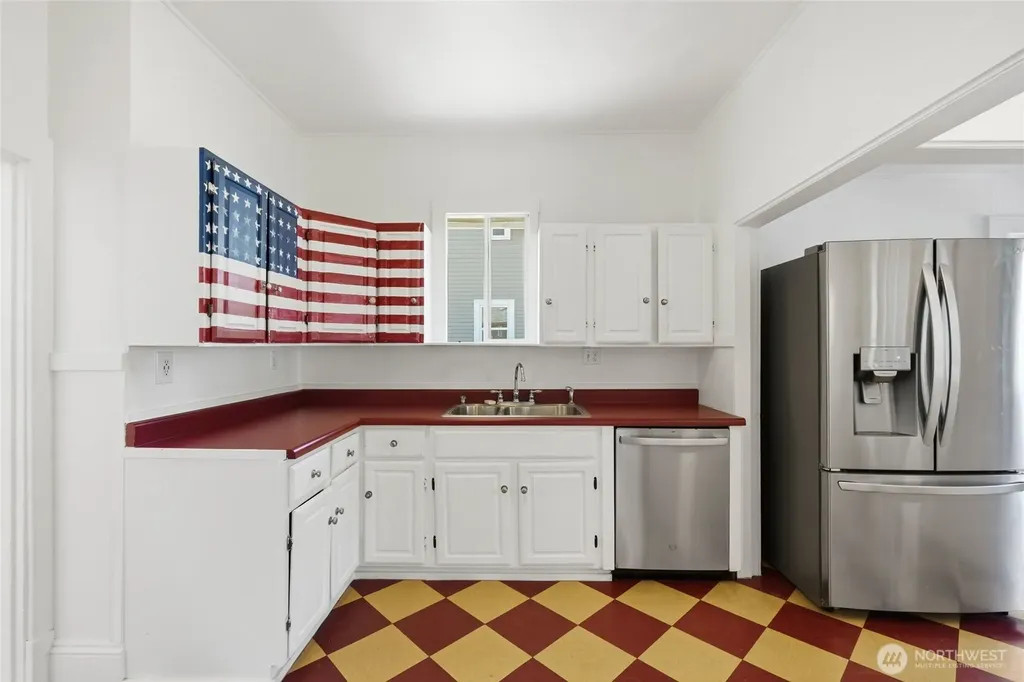 2312 Baker Avenue Everett WA 98201