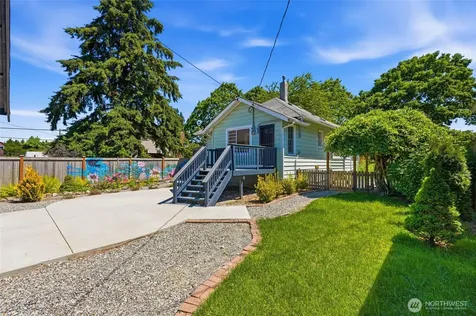 2312 Baker Avenue Everett WA 98201