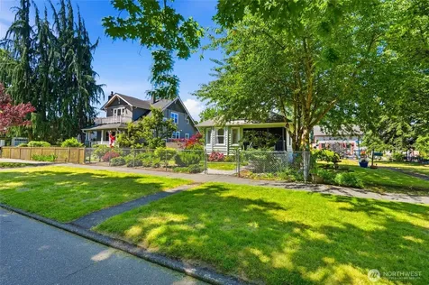 2312 Baker Avenue Everett WA 98201