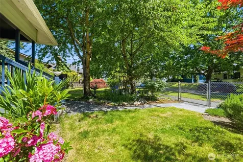 2312 Baker Avenue Everett WA 98201