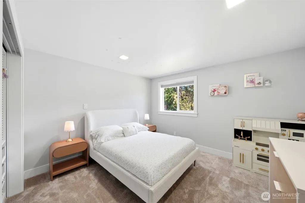 14022 Meridian Avenue S Everett WA 98208