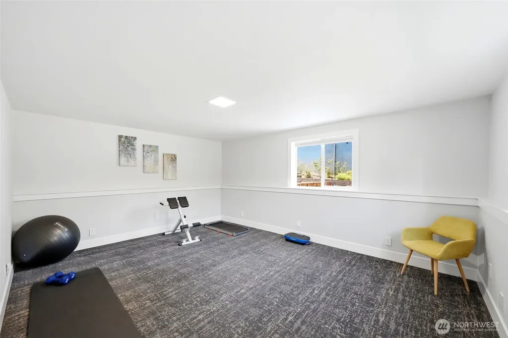 14022 Meridian Avenue S Everett WA 98208