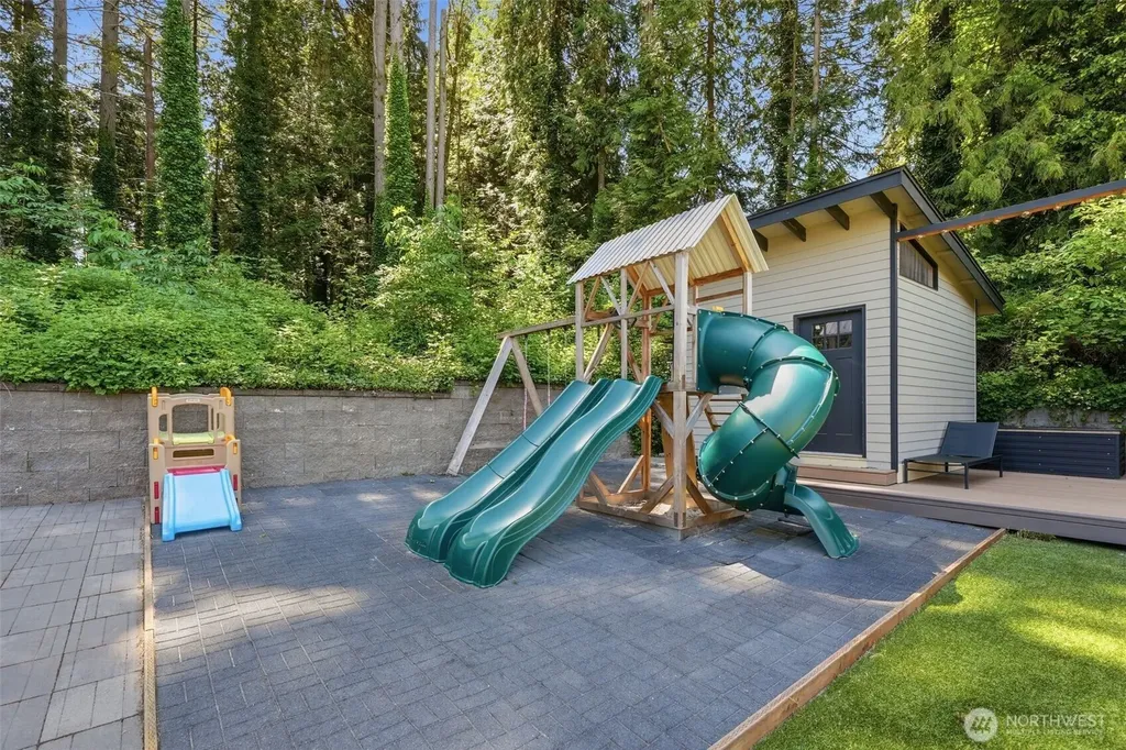 14022 Meridian Avenue S Everett WA 98208