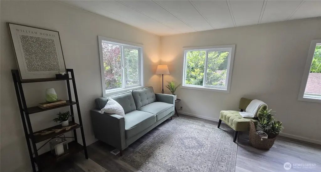 2284 Yew Street Bellingham WA 98229