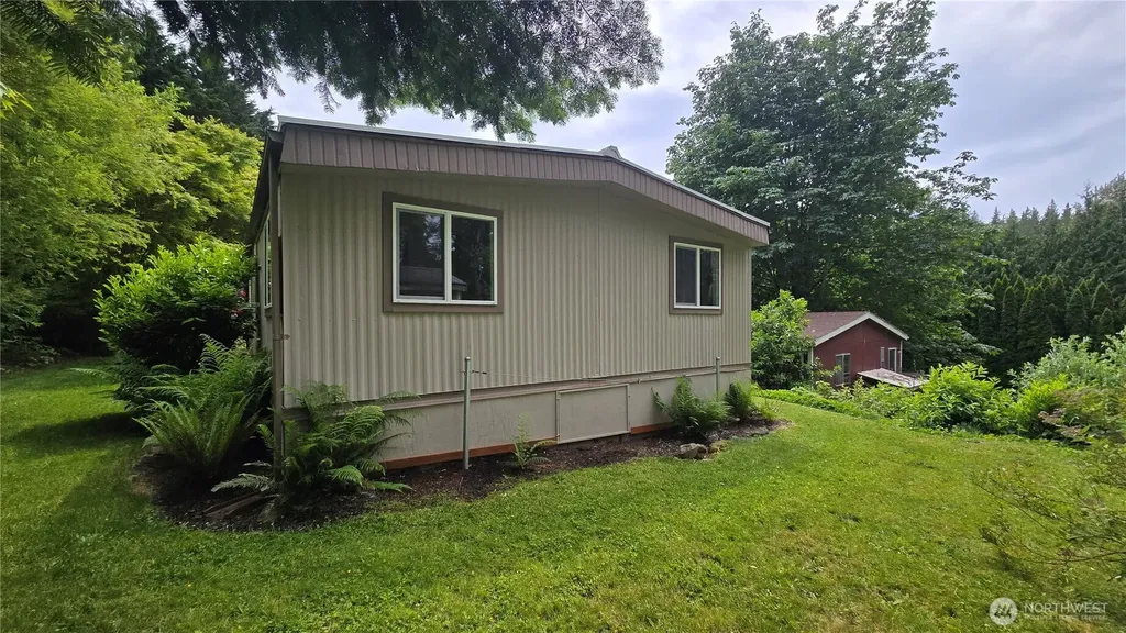 2284 Yew Street Bellingham WA 98229