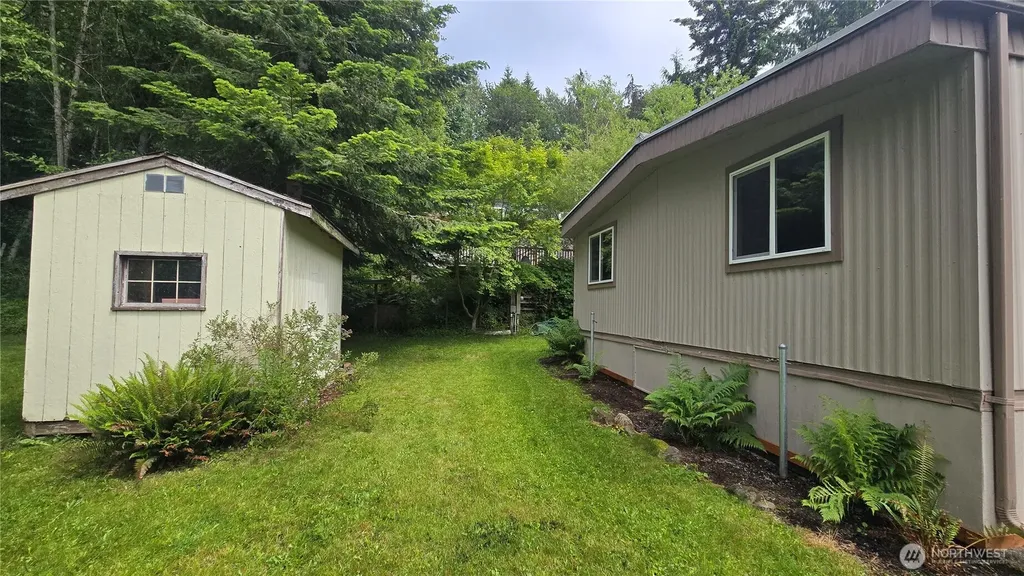 2284 Yew Street Bellingham WA 98229