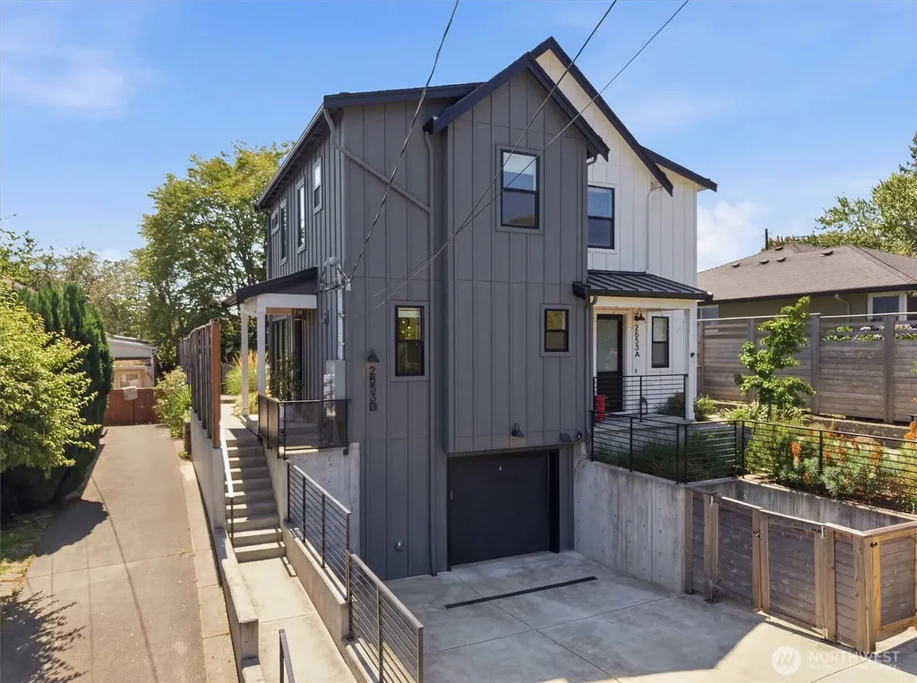 2853 NW 63rd Street Seattle WA 98107