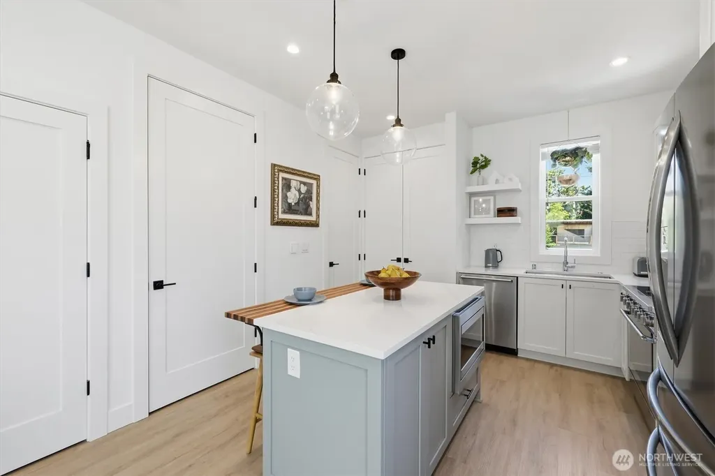 2853 NW 63rd Street Seattle WA 98107