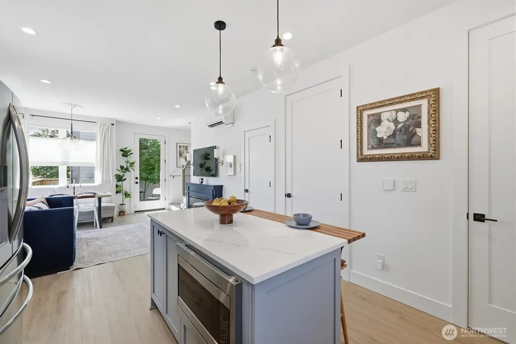 2853 NW 63rd Street Seattle WA 98107