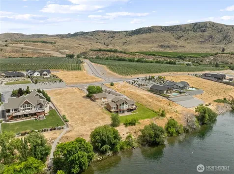 27 N Shore Drive Orondo WA 98843