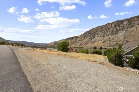 27 N Shore Drive Orondo WA 98843