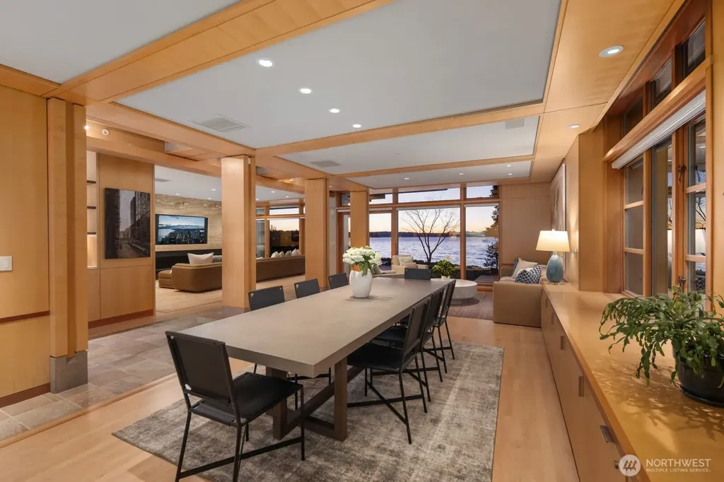 5505 Lake Washington Boulevard NE Kirkland WA 98033