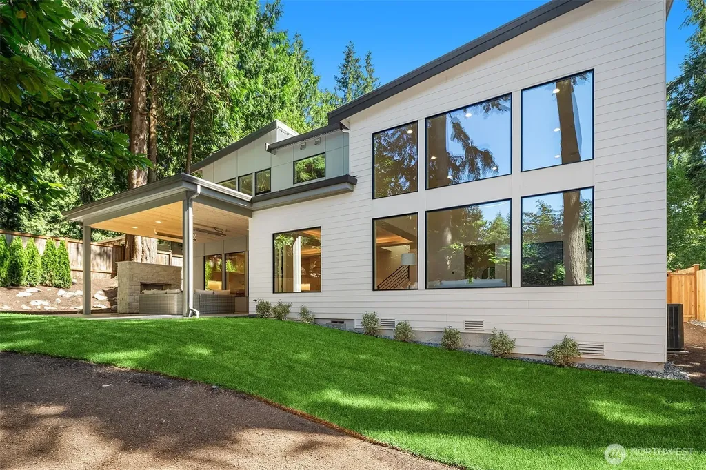 11506 NE 113th Place Kirkland WA 98033