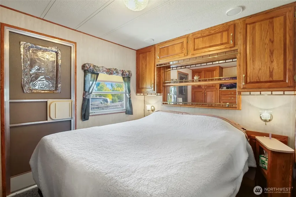 7037 E Highway 262 Othello WA 99344