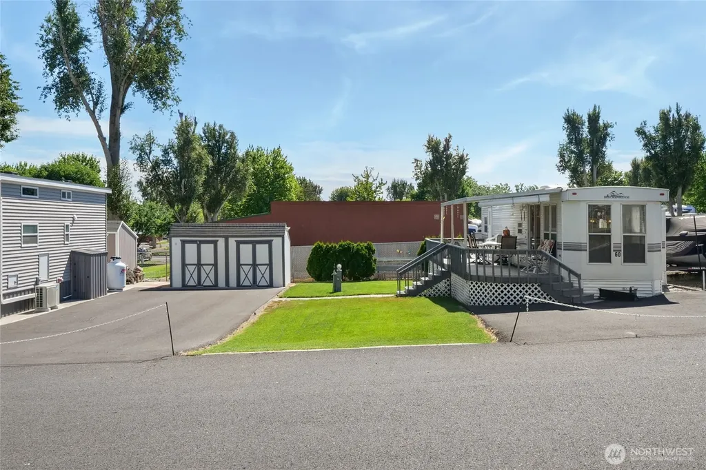 7037 E Highway 262 Othello WA 99344