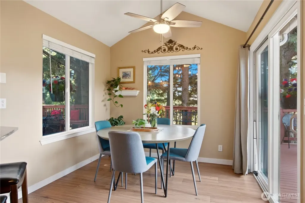 1006 167th Street SW Lynnwood WA 98037