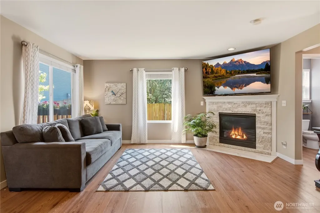 1006 167th Street SW Lynnwood WA 98037
